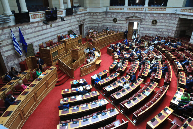 Live Βουλή: Δεύτερη ημέρα της συζήτησης επί των προγραμματικών δηλώσεων