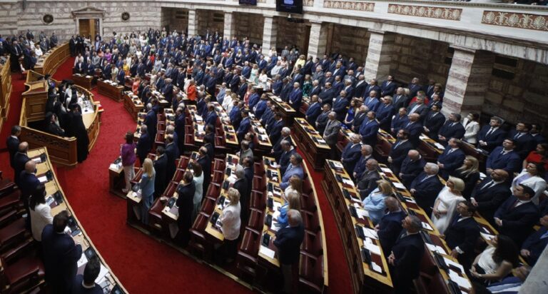 Στις 12 το μεσημέρι η εκλογή του προέδρου της νέας Βουλής – Τον Κ. Τασούλα προτείνει η ΝΔ