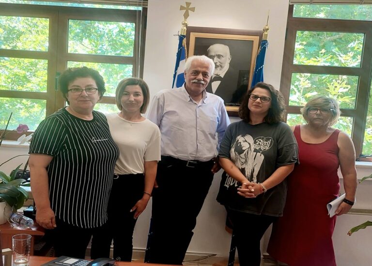 Ορκωμοσία μονίμων υπαλλήλων στο Δήμο Αποκορώνου για το πρόγραμμα “Βοήθεια στο σπίτι”