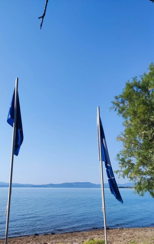 Έπαρση Γαλάζιας Σημαίας σε έντεκα παραλίες της Δυτικής Λέσβου
