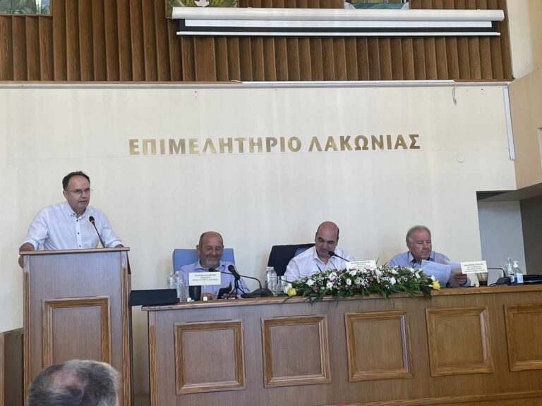 Α. Μπασδάνης: “Τα δύσκολα για την οικονομία είναι μπροστά μας”-  Σε ετοιμότητα τα Επιμελητήρια