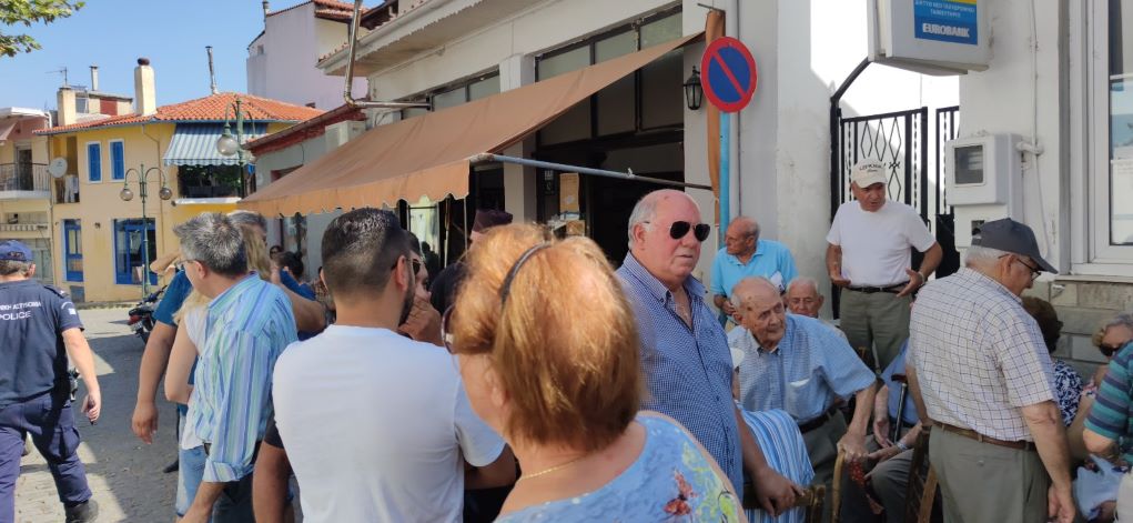 Κάτοικοι Πρώτης: “Να μην κλείσει το υποκατάστημα των ΕΛΤΑ”