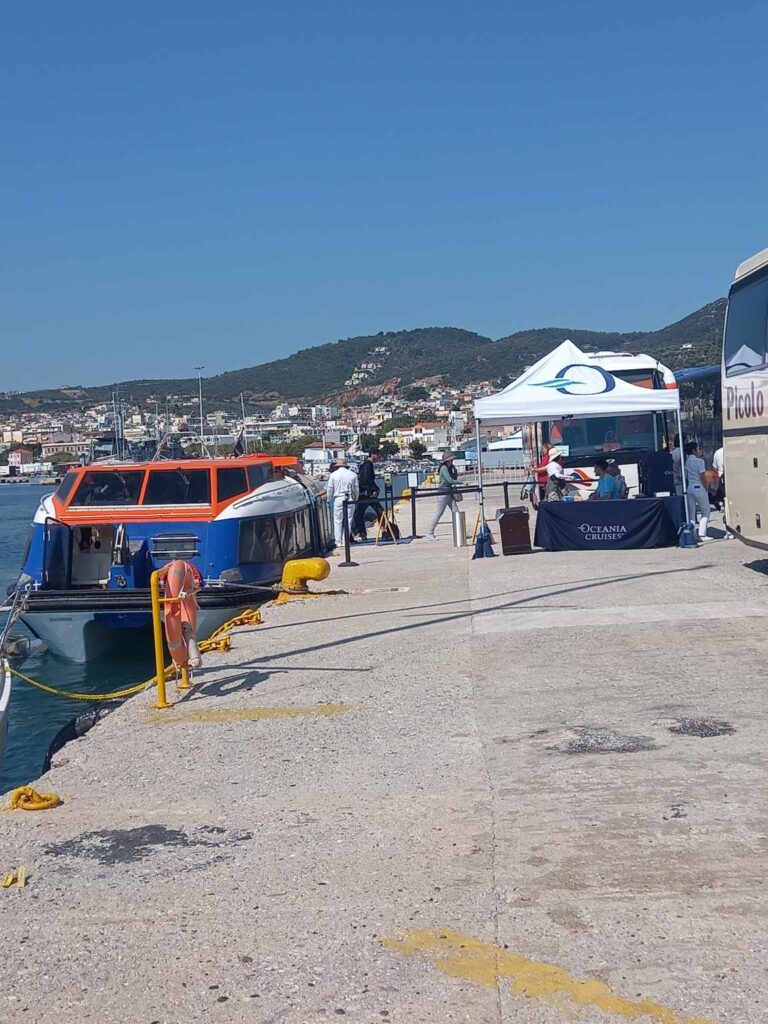 Πρώτο κρουαζιερόπλοιο για τη σεζόν στο λιμάνι Μυτιλήνης (βίντεο)