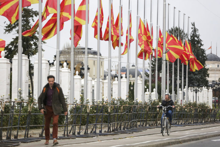 Βόρεια Μακεδονία: Το VMRO-DPMNE διακόπτει τις επαφές με την κυβέρνηση