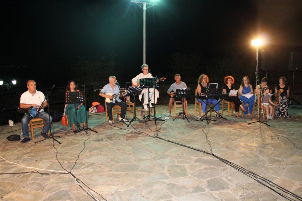 Λάρισα: “Απ’ το φεγγάρι και το έντεχνο μέχρι τη Μικρά Ασία”