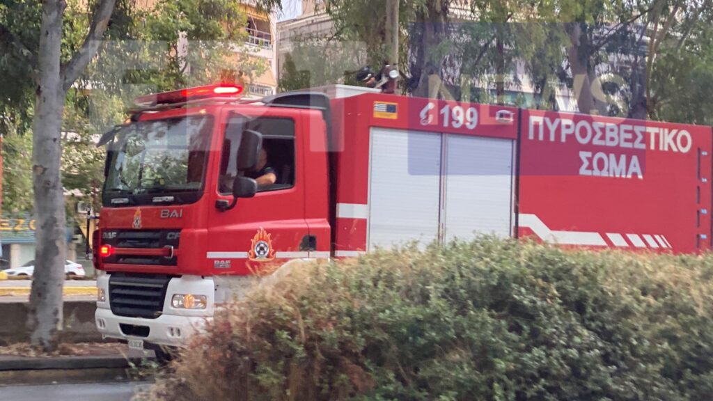 Μεσσηνία: Συναγερμός στην Πυροσβεστική για δυο μέτωπα φωτιάς στην ευρύτερη περιοχή του Λαδά