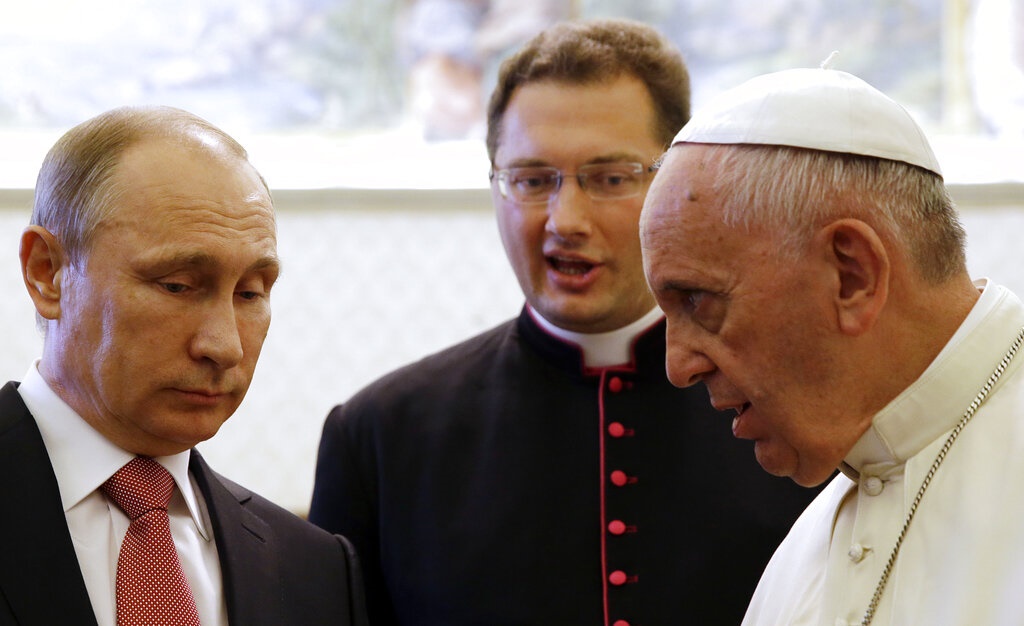 Θύελλα αντιδράσεων για την αναφορά του Πάπα Φραγκίσκου στη «Μεγάλη Ρωσία»