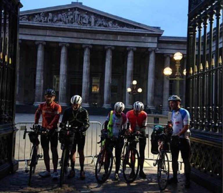 Βρετανία: Ποδηλασία για την επιστροφή των Γλυπτών του Παρθενώνα