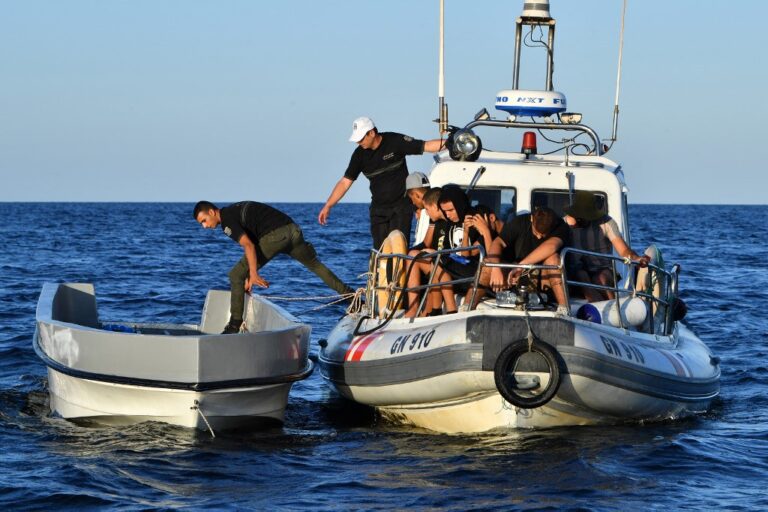Τυνησία: Πέντε μετανάστες νεκροί κι επτά αγνοούμενοι σε νέο ναυάγιο