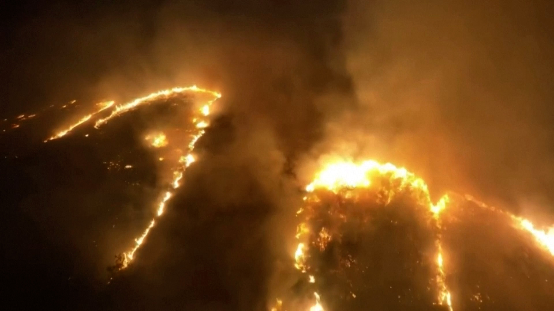 Δραματικό βίντεο από drone δείχνει το εύρος των καταστροφικών πυρκαγιών στη Χαβάη
