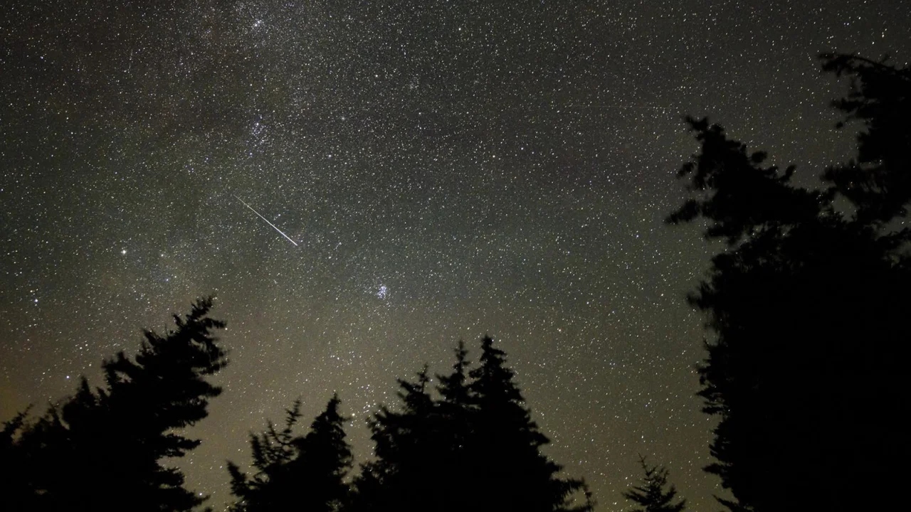 230808114603-perseid-meteor-shower-2021