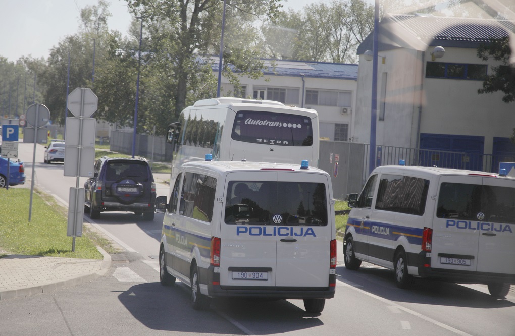 H AEK στο Ζάγκρεμπ με ισχυρή αστυνομική προστασία – Ουρές κάνουν οι Κροάτες για αγορά εισιτηρίων του αγώνα