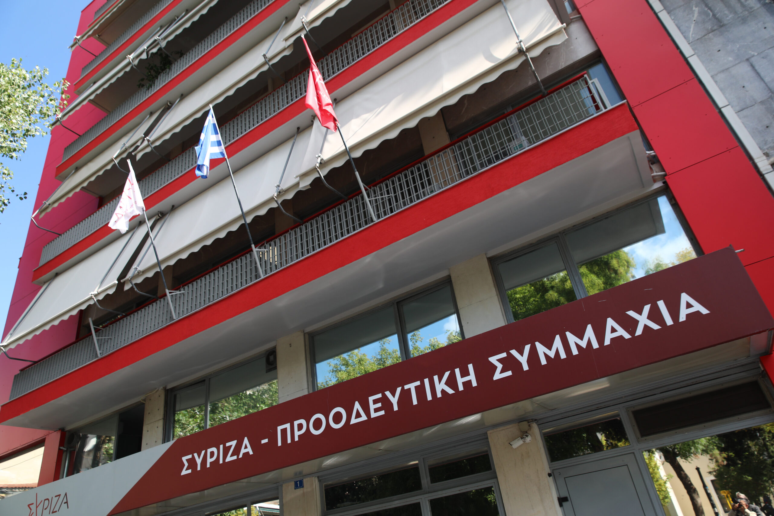 ΣΥΡΙΖΑ-ΠΣ: «Να μη διανοηθεί καν ο κ. Γεωργιάδης να φέρει νομοσχέδιο για 16ωρη εργασία»