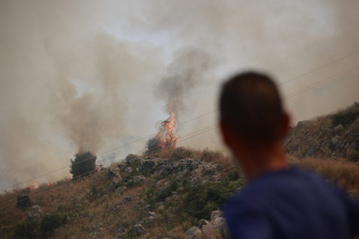 Πολύ υψηλός κίνδυνος πυρκαγιάς την Κυριακή για έξι περιοχές