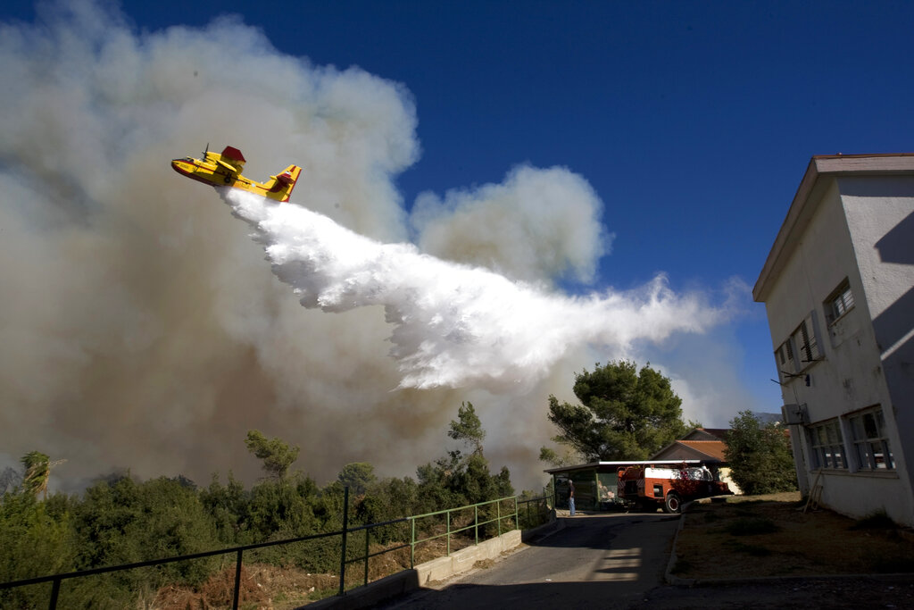 Mideast Israel Fire Greece