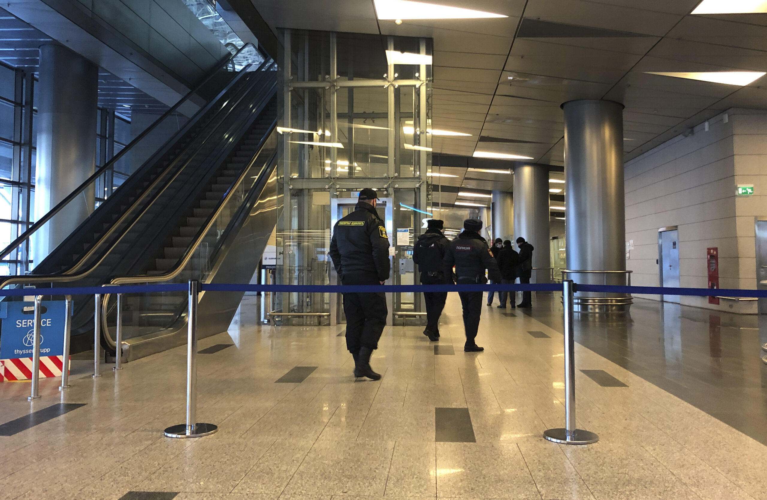 TASS: Έκλεισε προσωρινά το διεθνές αεροδρόμιο Βνούκοβο στη Μόσχα