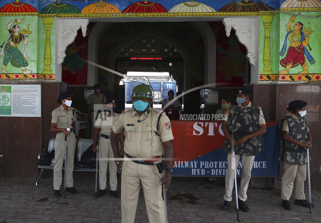 Ινδία: 4 νεκροί μετά από πυροβολισμό Ινδού αστυνομικού σε κινούμενο τρένο