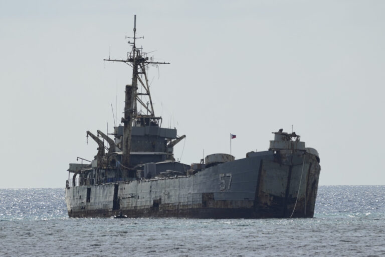 Κίνα: Αίτηση στις Φιλιππίνες για να αποσύρουν παλιό πολεμικό πλοίο σε διαφιλονικούμενη ατόλη