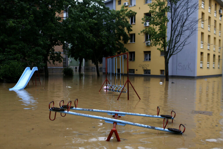 Κακοκαιρία: Νέος συναγερμός στην κεντρική Ευρώπη – Δεύτερο «κύμα» για τη Σλοβενία