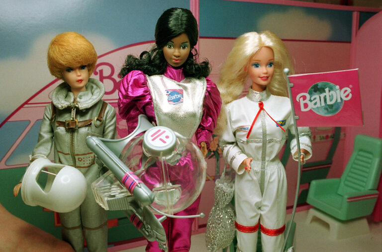Οι Barbie-αστροναύτες σε έκθεση στο Smithsonian