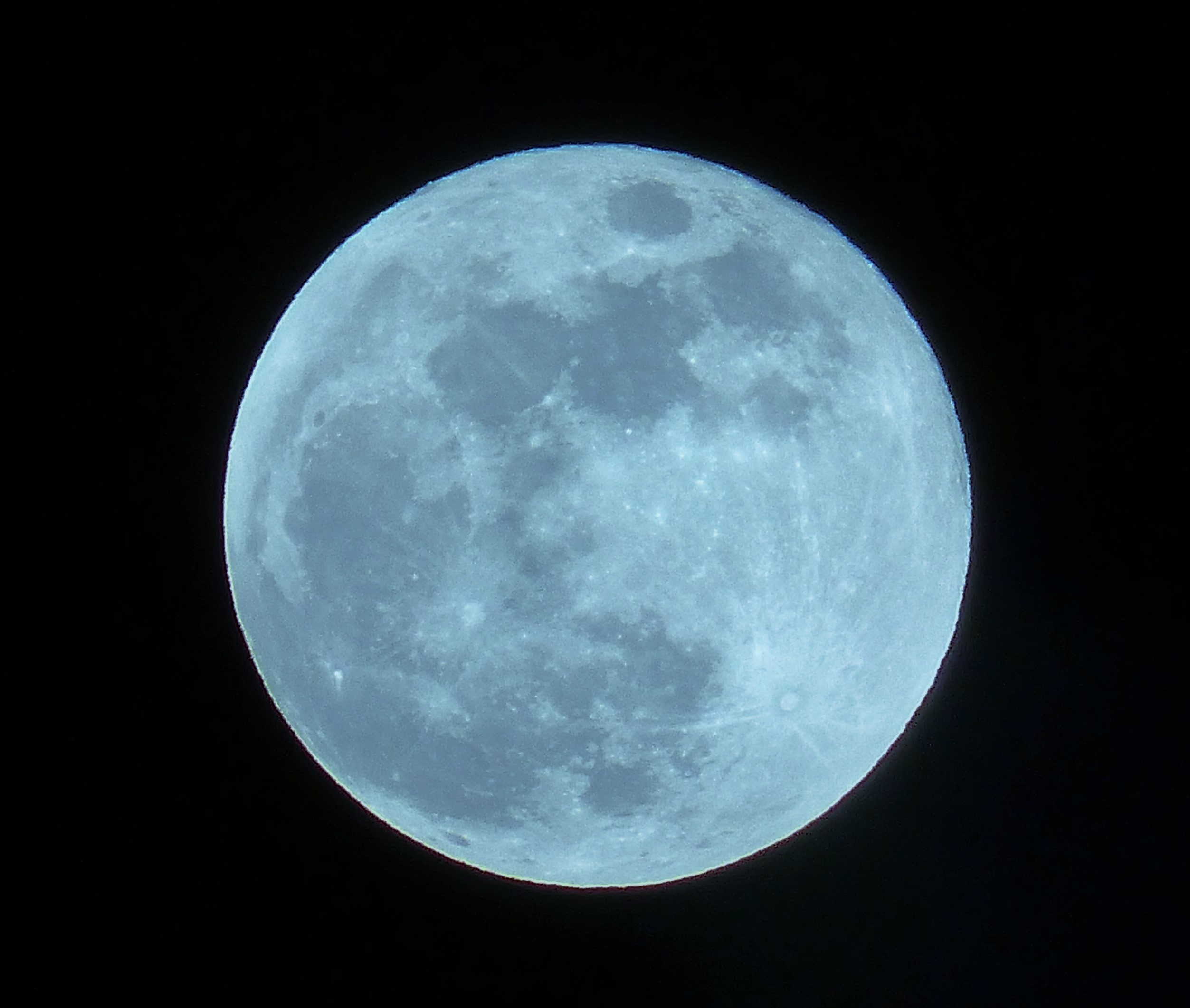 Το «μπλε φεγγάρι» δεν είναι το μόνο σπάνιο θέαμα στον νυχτερινό ουρανό αυτή την εβδομάδα