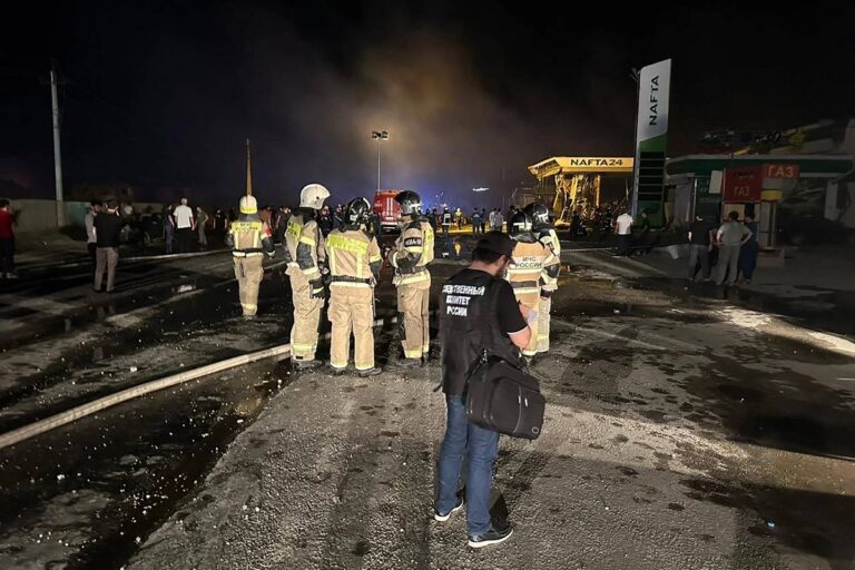 Ρωσία: Στους 35 αυξήθηκε ο αριθμός των νεκρών εξαιτίας έκρηξης και πυρκαγιάς σε πρατήριο καυσίμων στο Νταγκεστάν