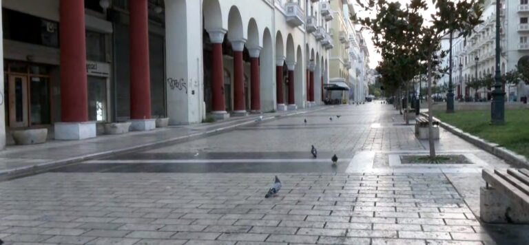 Θεσσαλονίκη: Δεκαπενταύγουστος στη δουλειά