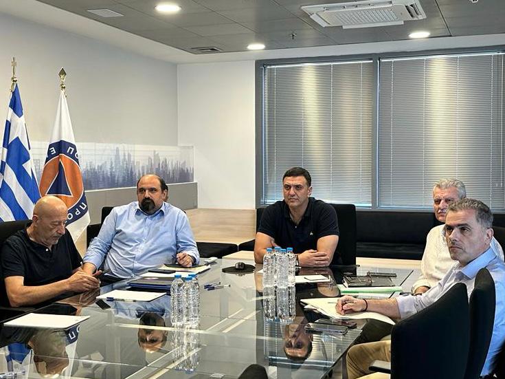 Σύσκεψη στο υπ. Κλιματικής Κρίσης και Πολιτικής Προστασίας υπό τον Β. Κικίλια για την κακοκαιρία – Αποφασίστηκε να ενεργοποιηθεί το 112