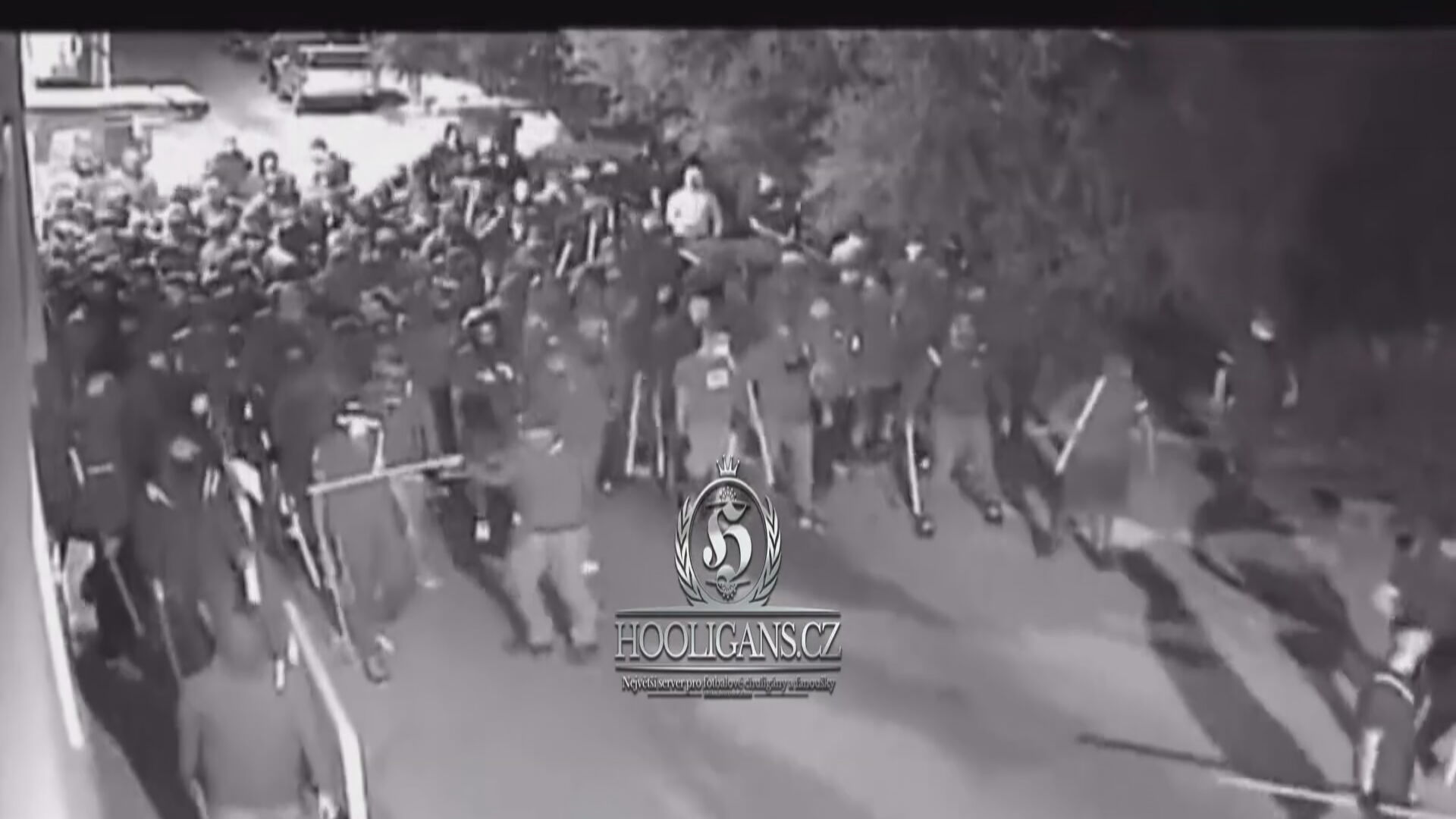 Δολοφονία Μ. Κατσουρή: Πώς περιγράφουν αστυνομικοί τα επεισόδια – Βίντεο ντοκουμέντο για τη στρατιωτική οργάνωση των χούλιγκαν 