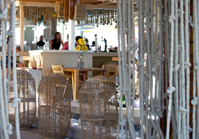 ΑΑΔΕ: Δεκαήμερο λουκέτο σε υπότροπο bar στην Ζάκυνθο – Νέα λουκέτα σε όλη την Ελλάδα (λίστα)