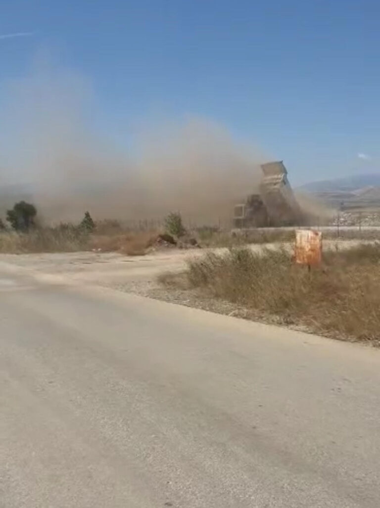 Κοζάνη: «Πνίγονται» από τη σκόνη στην Ακρινή – Καταγγελία για μη λήψη μέτρων
