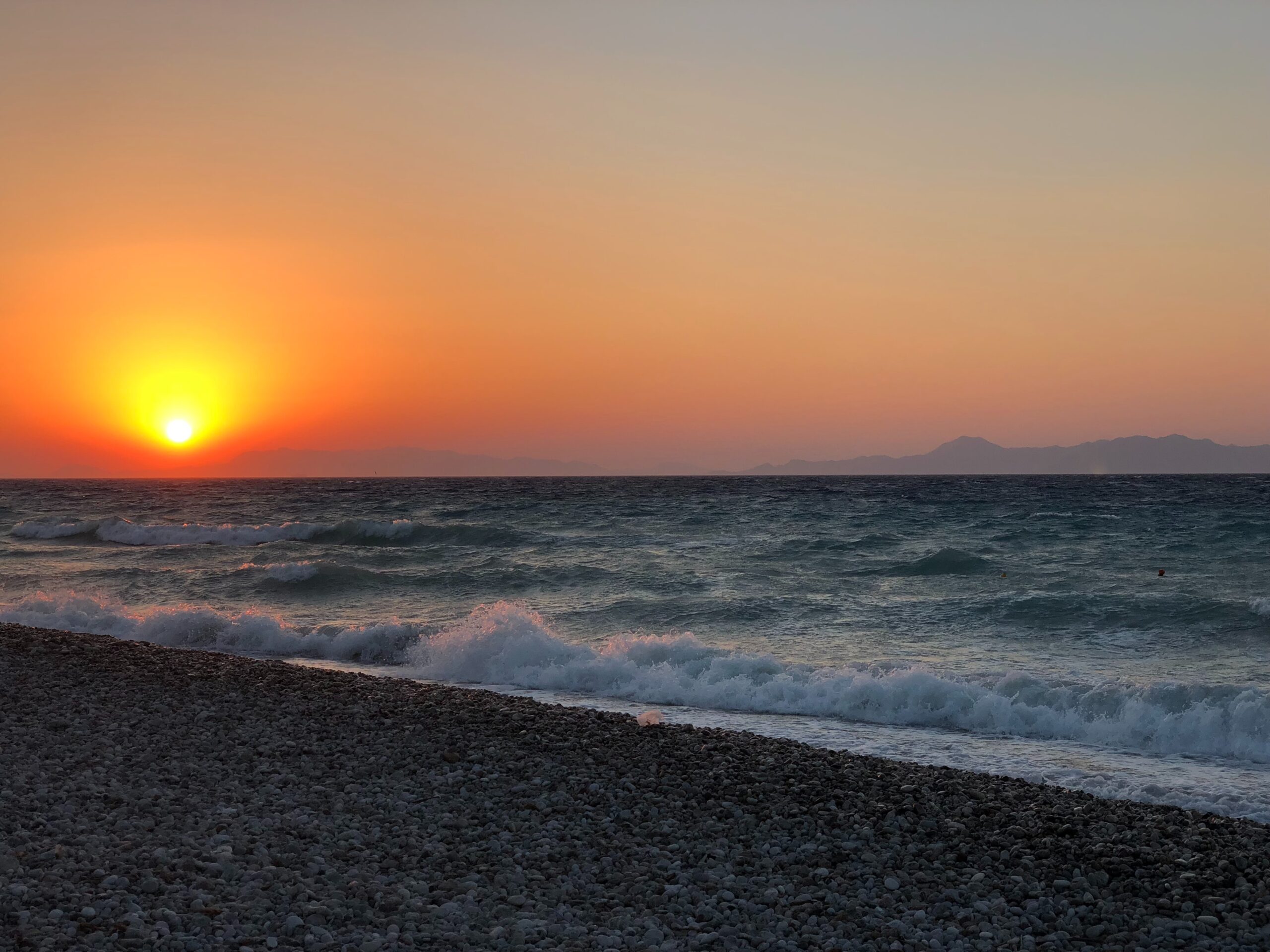 Ο καιρός με τον Π. Γιαννόπουλο: Πάνω από 35°C στα ηπειρωτικά έως την Τρίτη (video)