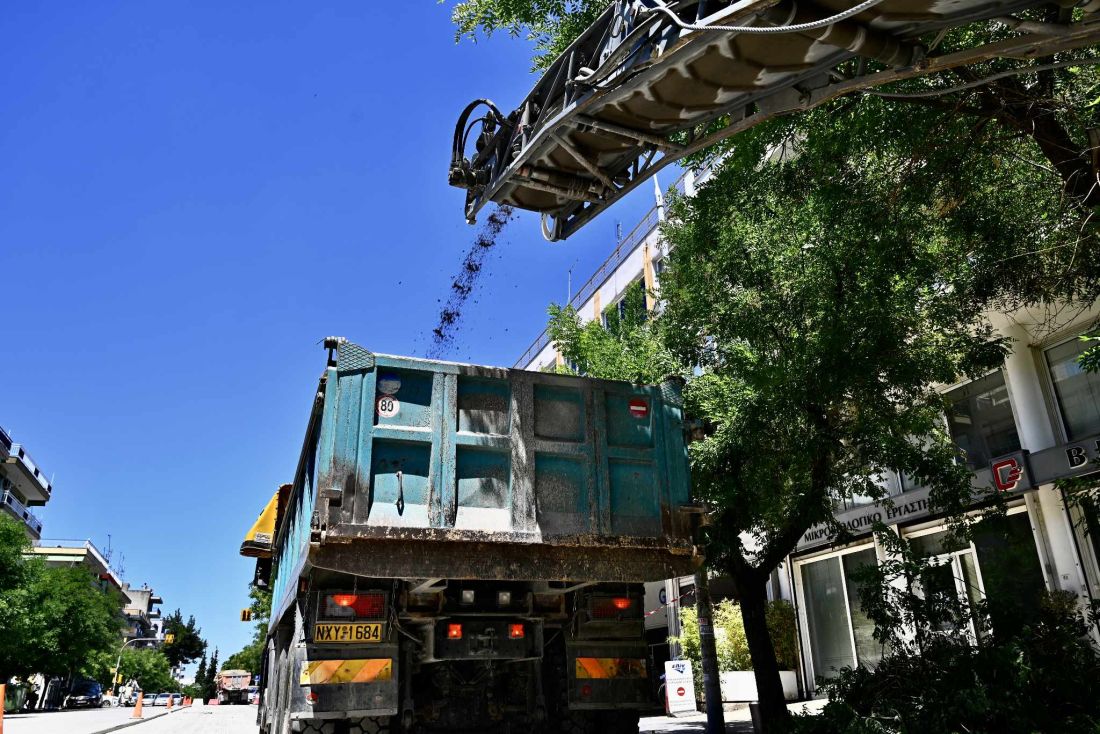 Θεσσαλονίκη: Συνεχίζεται η ασφαλτόστρωση στην οδό Τσιμισκή