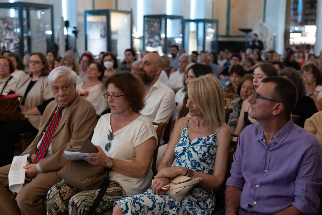 Mauthausen: Ο Ιάκωβος Καμπανέλλης και ο Μίκης Θεοδωράκης επέστρεψαν στην Ακαδημία Αθηνών