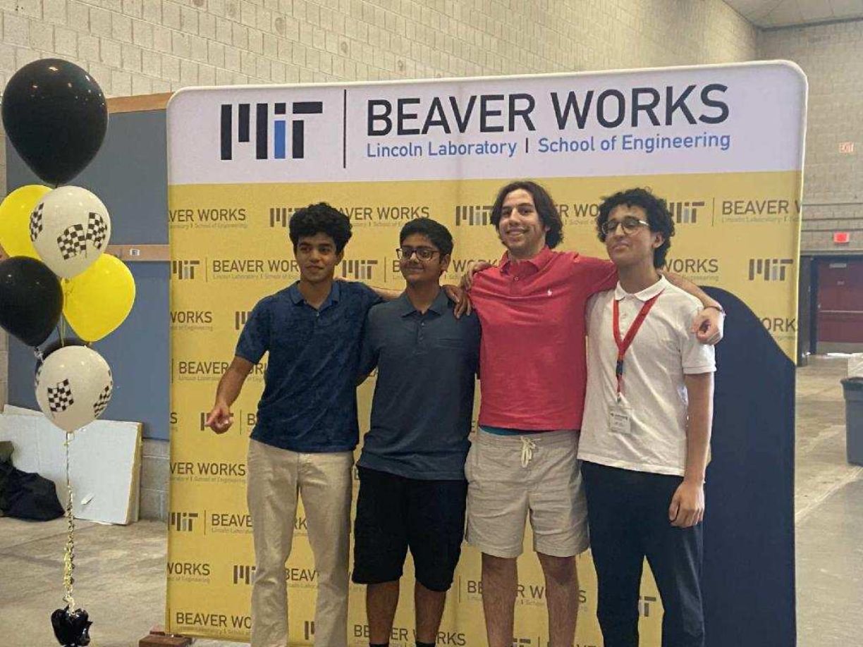 Ομογενής πήρε το Α’ βραβείο του “MIT Beaverworks Program”