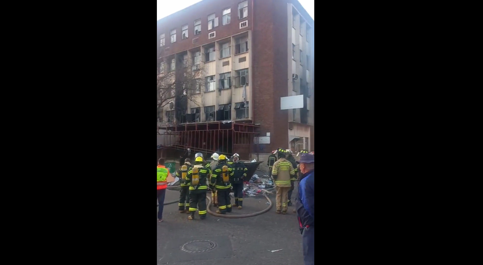 Νότια Αφρική: 47 νεκροί και 43 τραυματίες από πυρκαγιά σε πενταώροφο κτίριο στο Γιοχάνεσμπουργκ