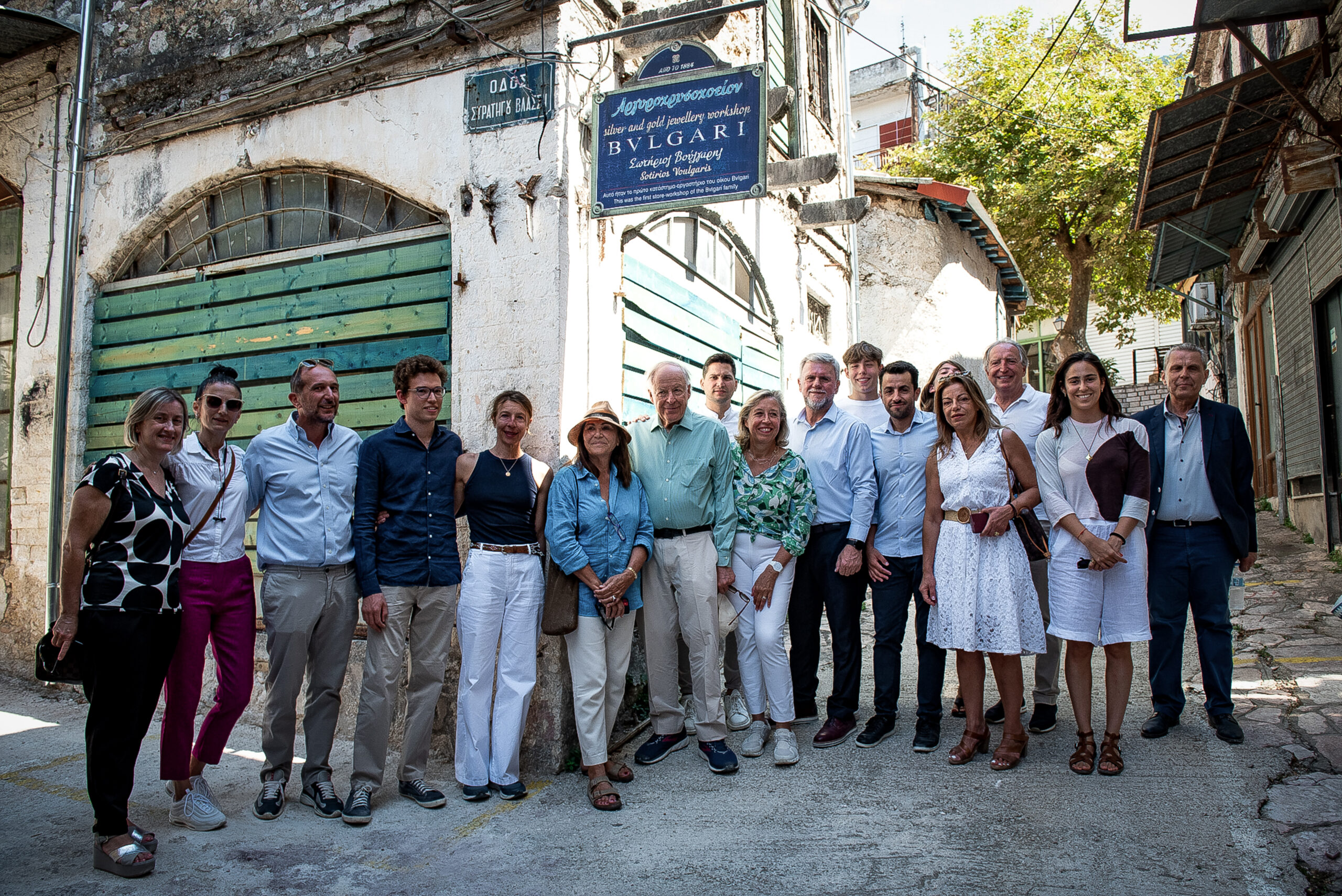 Η επίσκεψη της οικογένειας Bvlgari στην Παραμυθιά: Ένα σημαντικό ταξίδι στο παρελθόν και το μέλλον