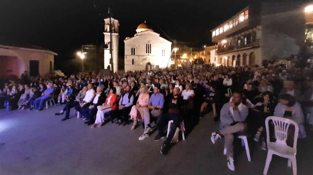 Κατακλύστηκε η Ανδρίτσαινα για την Τσαλιγοπούλου