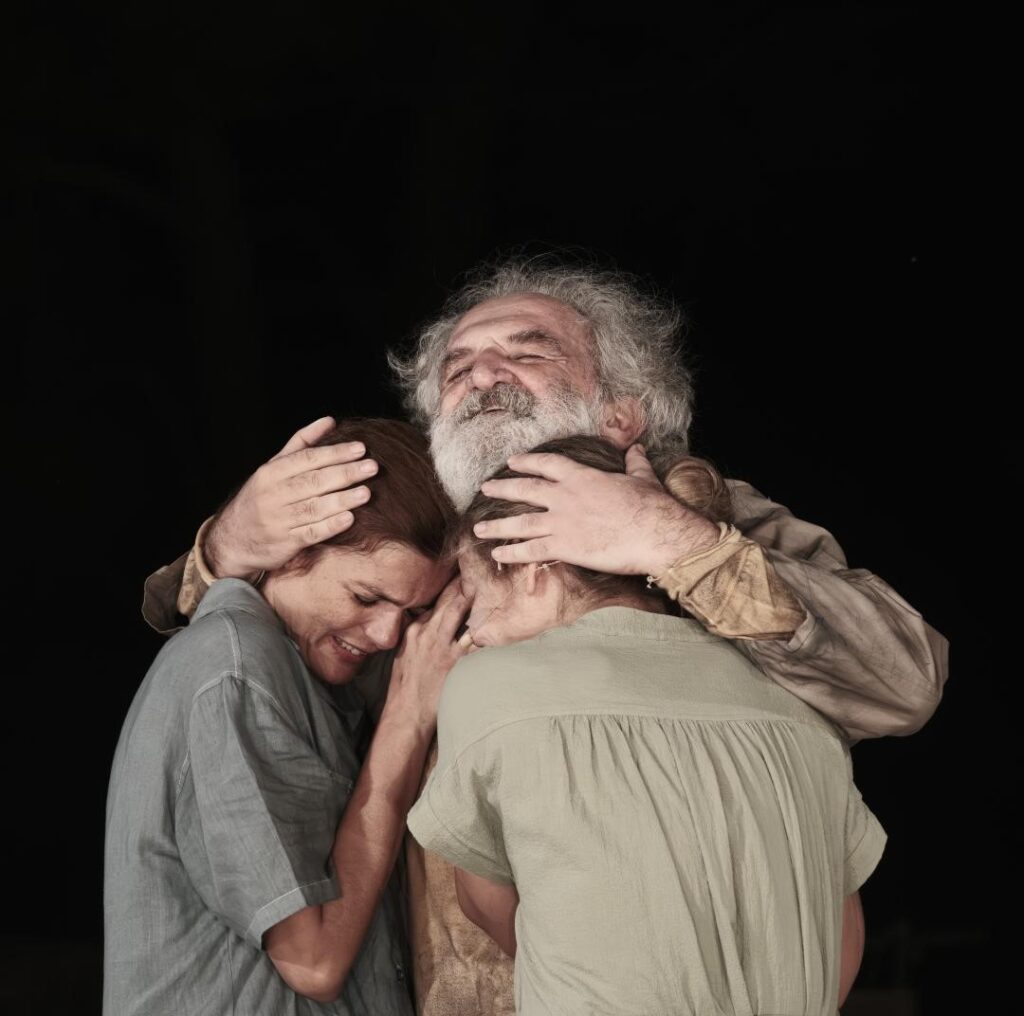 “Οιδίπους επί Κολωνώ” με τον Δημήτρη Καταλειφό στο θέατρο Δάσους