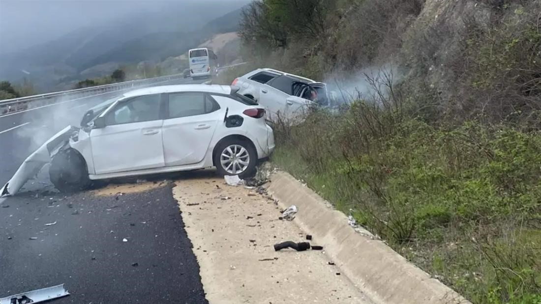 Αλεξανδρούπολη: Ξεσηκώθηκαν για τα δυστυχήματα από διακινητές που οδηγούν ανάποδα στους δρόμους (βίντεο)