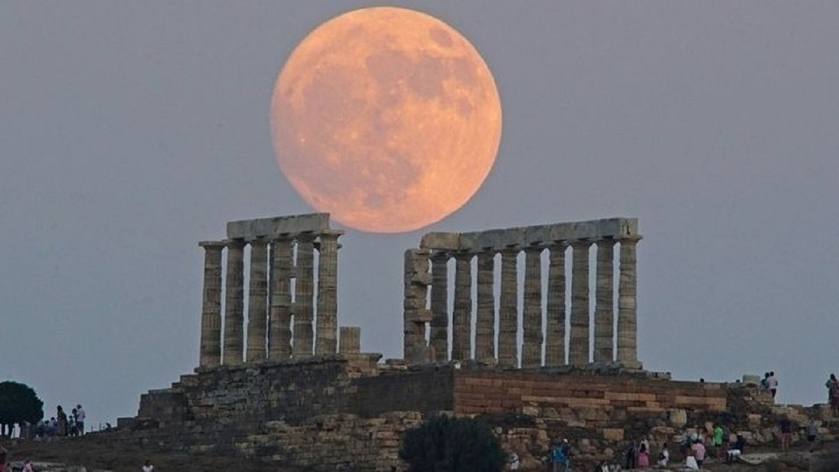 Εκδηλώσεις σε μνημεία και αρχαιολογικούς χώρους για την Πανσέληνο του Αυγούστου – Κλειστή η Ακρόπολη