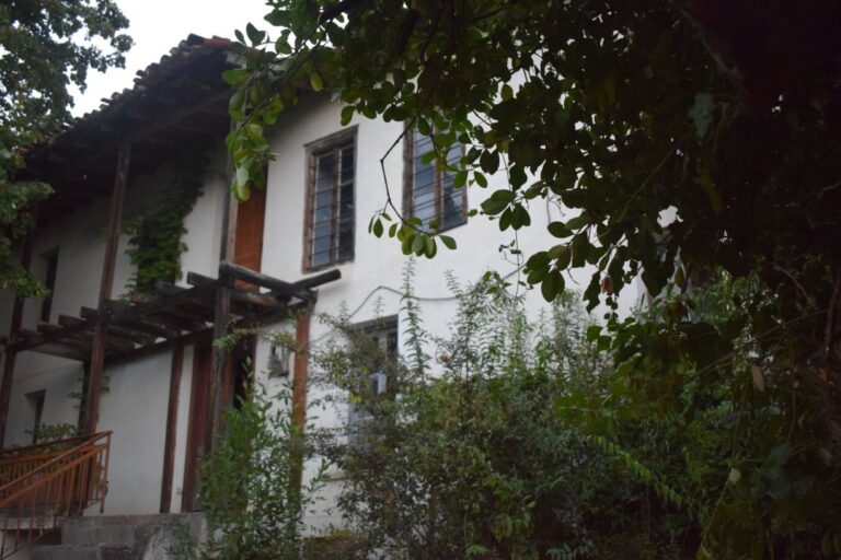 Στέγαση και εργασία αστέγων στο δήμο της Ελαφονήσου