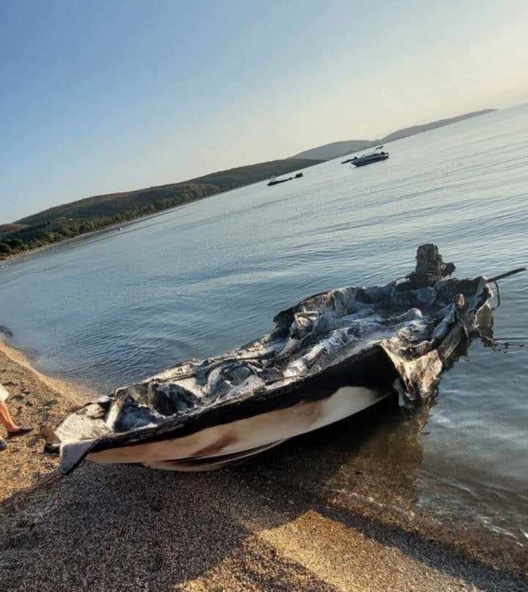 Πυρκαγιά σε σκάφος στο Γύθειο Λακωνίας