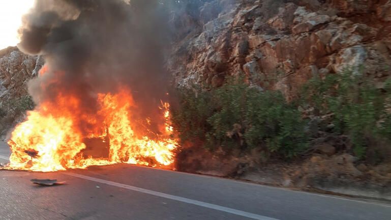 Καβάλα: Πυρκαγιά σε ΙΧΕ όχημα στην Εγνατία Οδό