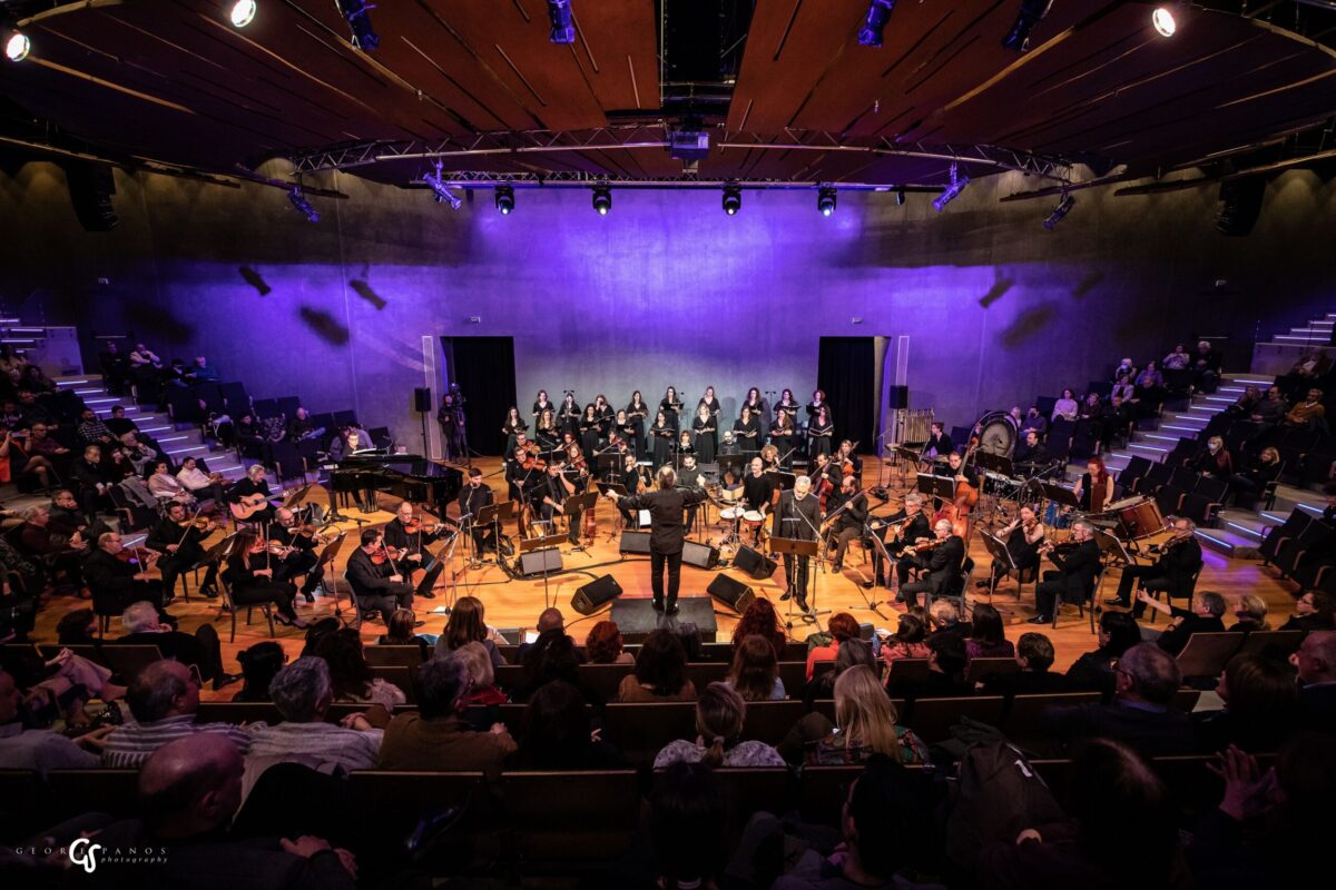 «Οι σπόροι της Σμύρνης» του Νίκου Πλατύραχου στην ΕΡΤ2 με την Ορχήστρα Σύγχρονης Μουσικής και τη Χορωδία της ΕΡΤ