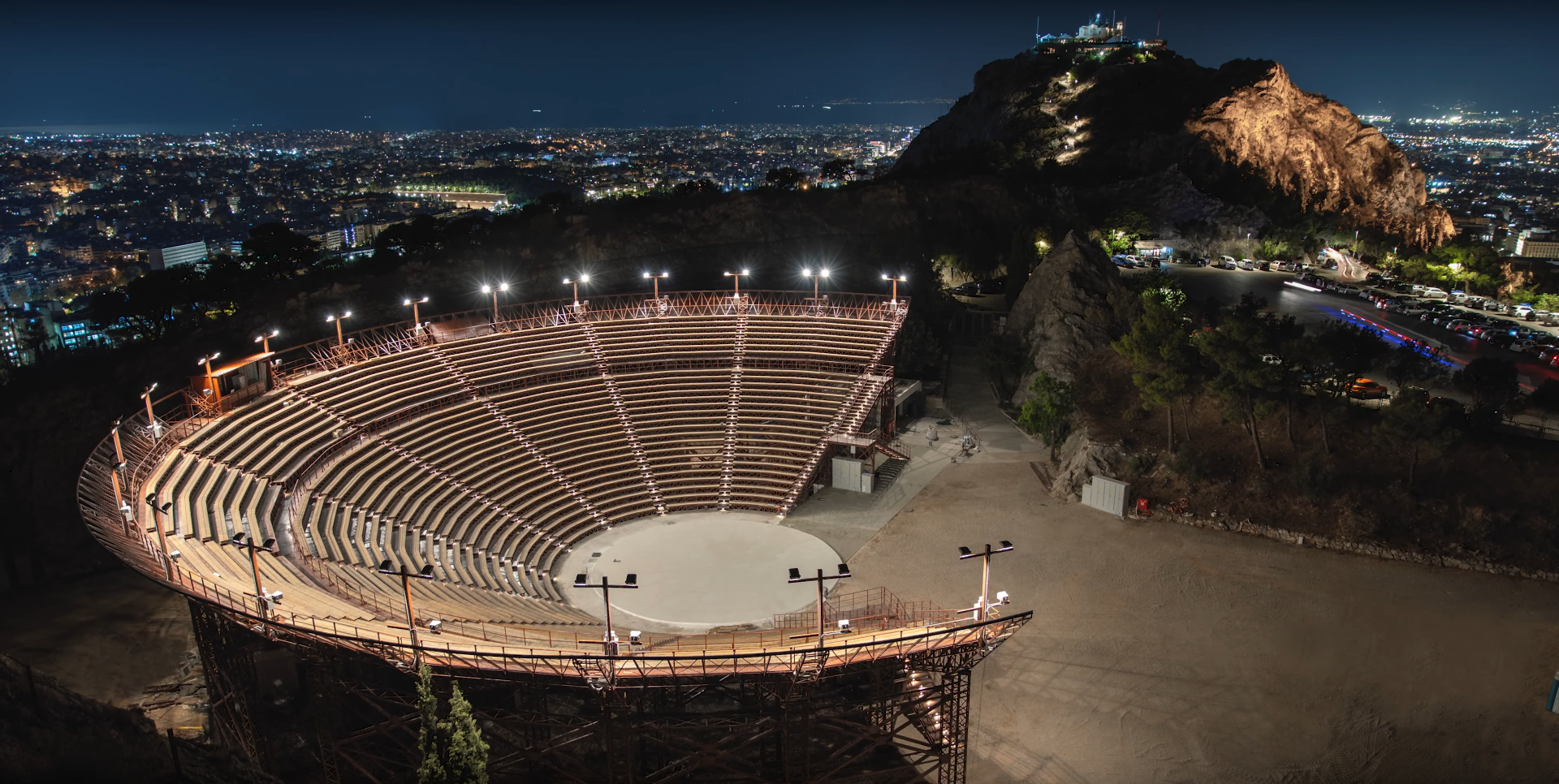 Το νέο Θέατρο του Λυκαβηττού ανοίγει τις πύλες του αύριο (15/9) με μια μοναδική συναυλία του Σταύρου Ξαρχάκου