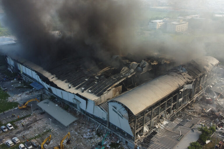 Ταϊβάν: Δέκα νεκροί και τουλάχιστον 100 τραυματίες από την πυρκαγιά σε εργοστάσιο