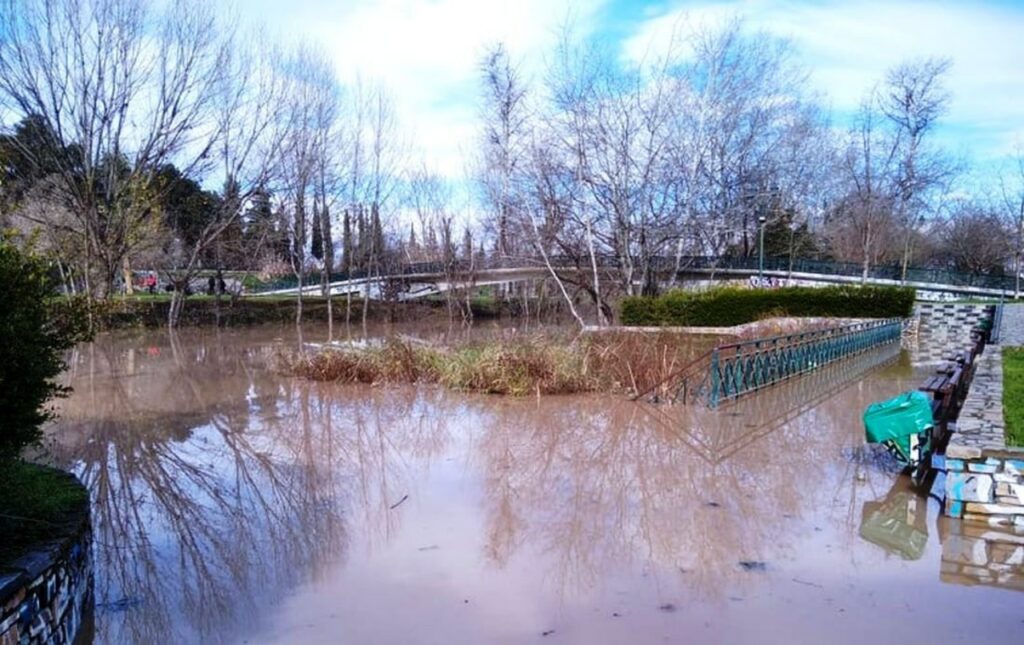 Παγασητικός κόλπος - Μόλυνση