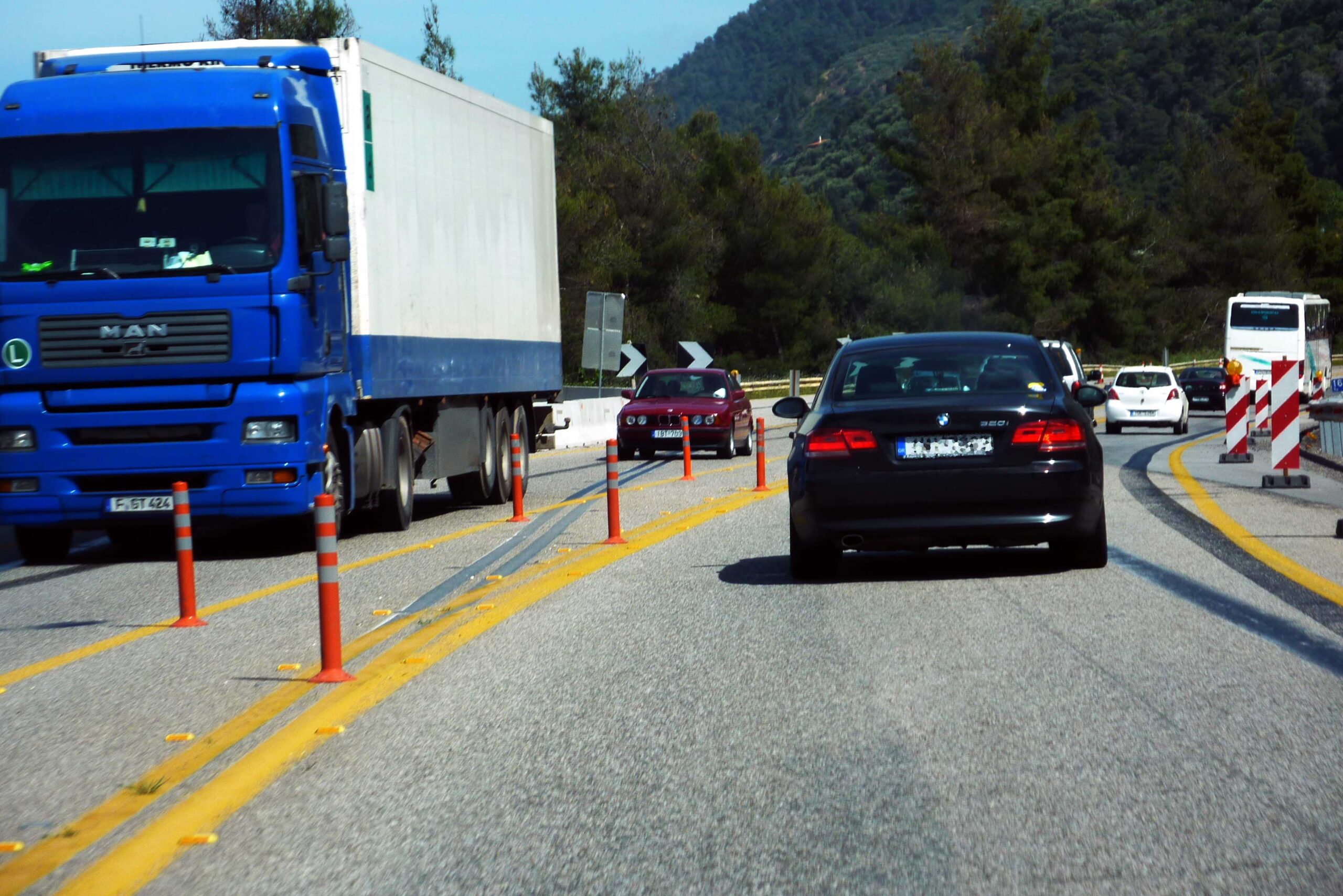 Δόθηκε στην κυκλοφορία το ρεύμα προς Αθήνα στον αυτοκινητόδρομο Πατρών – Αθηνών μετά τη διακοπή λόγω λασποροών