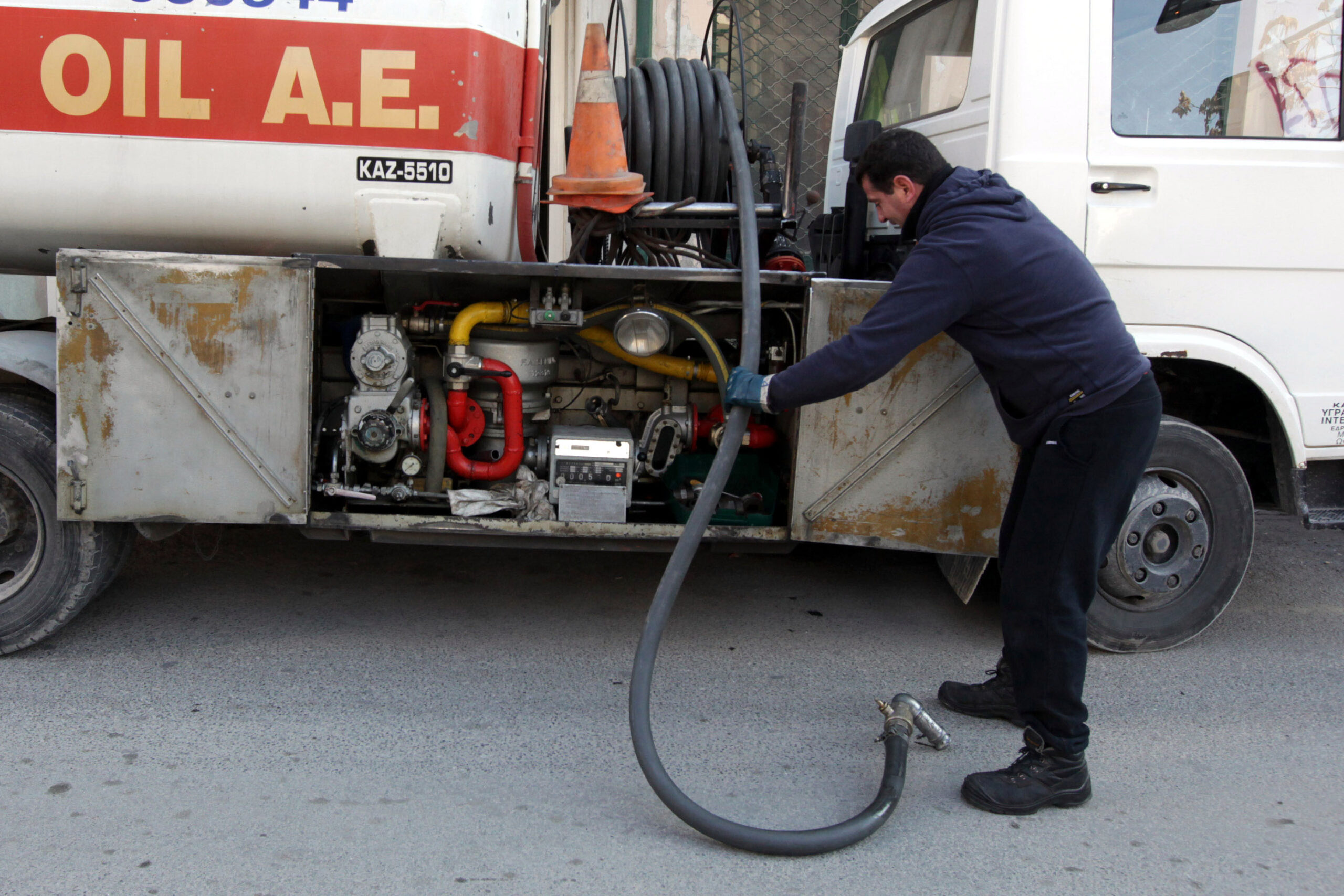 Γ.Γ. Βενζινοπωλών: Εκτιμήσεις για τουλάχιστον 1,50 ευρώ το πετρέλαιο θέρμανσης